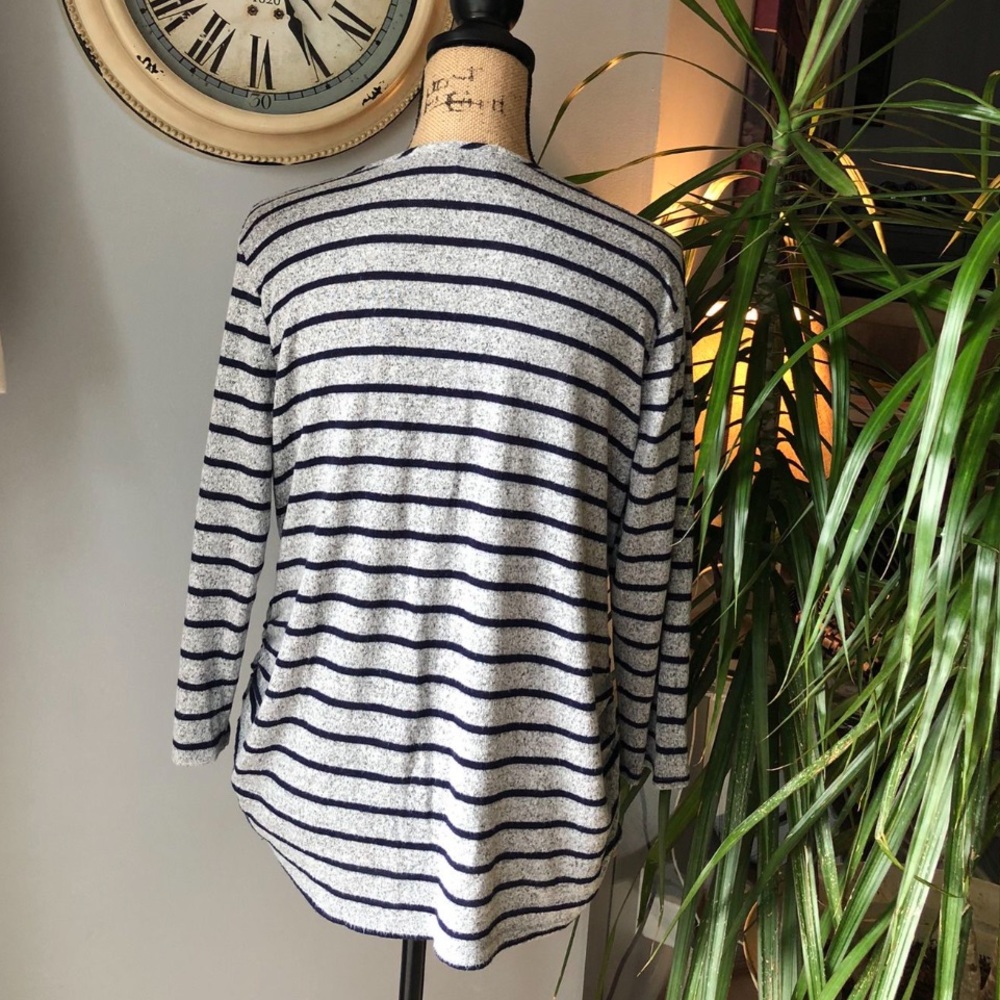 NWOT  Siren-lily Maternity Stripped Tee - Picture 2 of 2